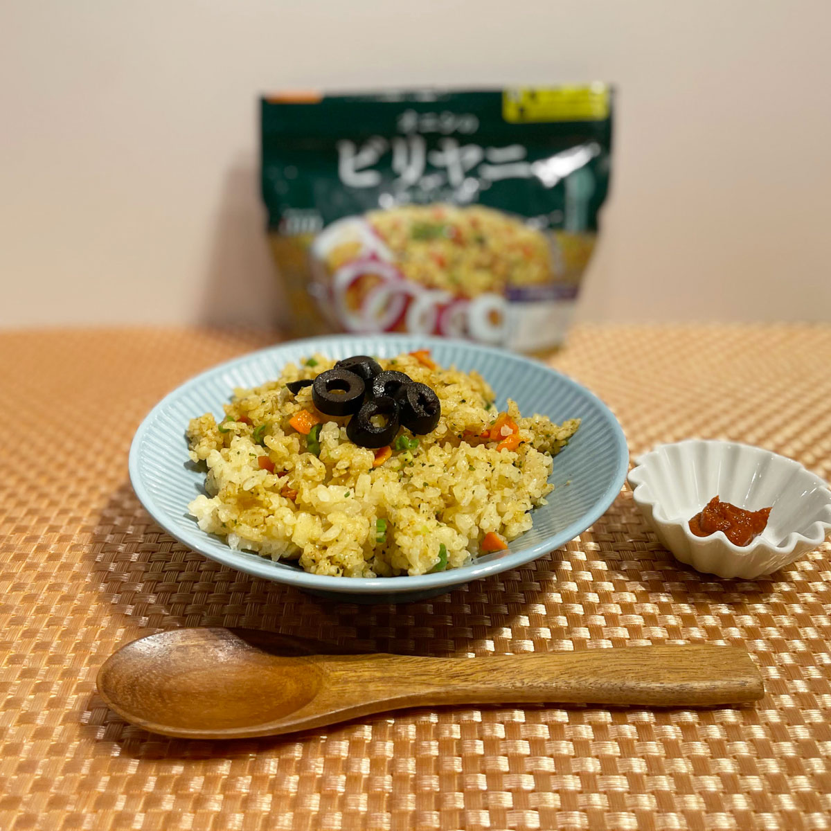 〔40個セット〕 尾西のレンジ+(プラス) ドライカレー 80g×40袋 電子レンジ調理可能 長期保存 非常食 企業備蓄 防災用品〔代引不可〕〔代引不可〕 200個セット〕 尾西のレンジ+(プラス) ドライカレー 80g×200袋 電子